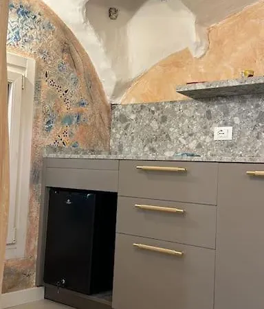 Rolliland By Farris & Cors