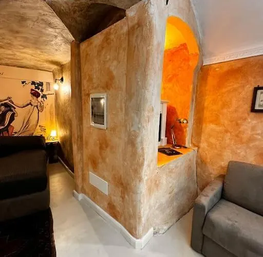 Rolliland By Farris & Cors *